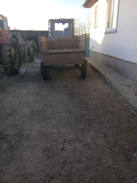 Продам трактор т-16