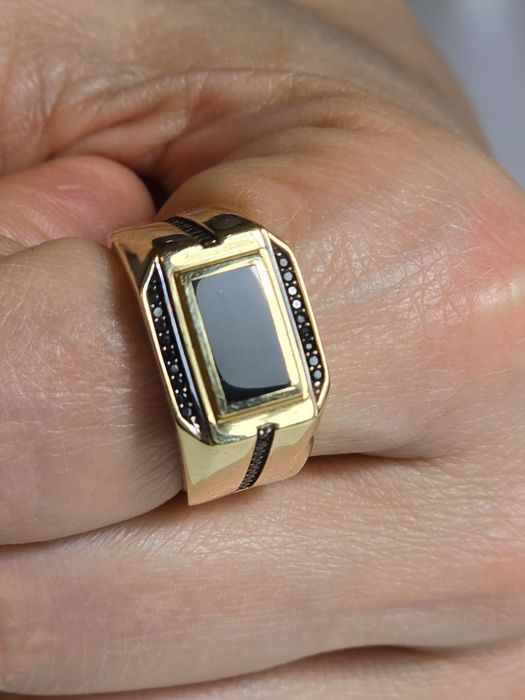 Золото 585. Перстень. Ювелірна прикраса