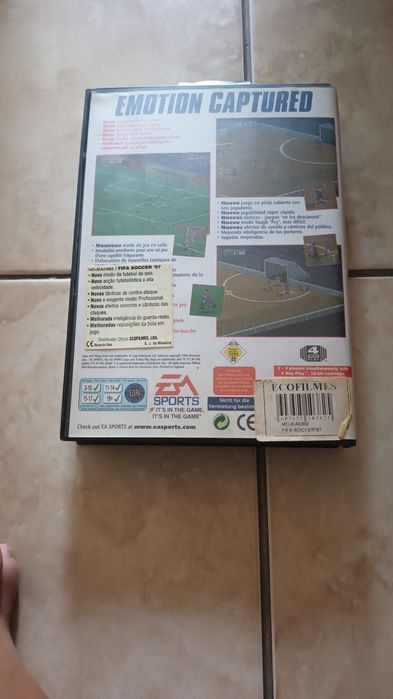 Jogo Fifa 97 igual a novo