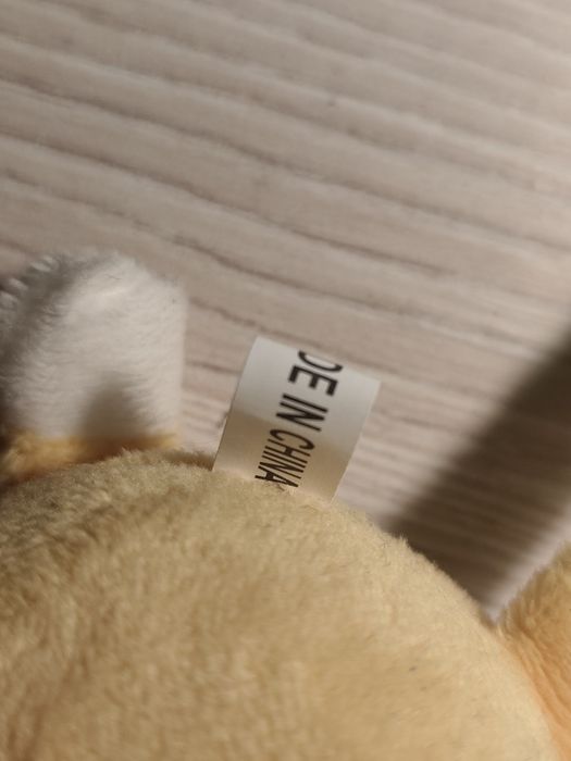 Brelok żółto-biały kot