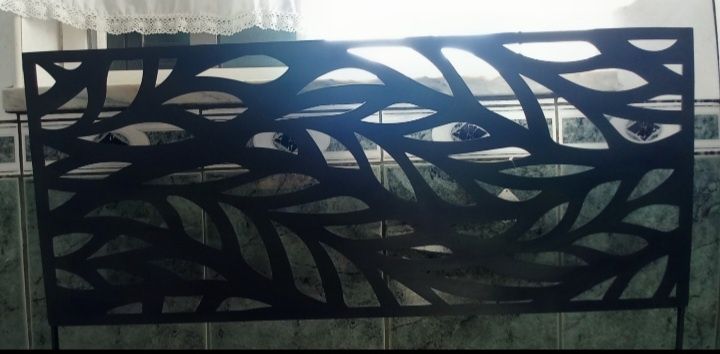 Floreira de Metal preto com Ecrã Decorativo