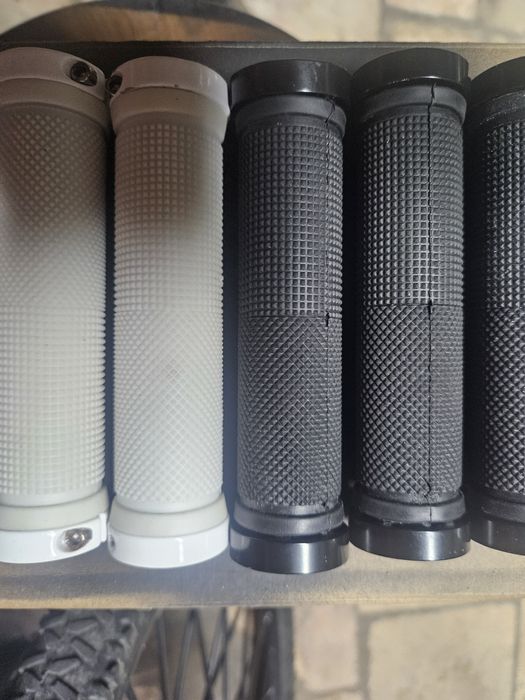 Punhos bicicleta novos