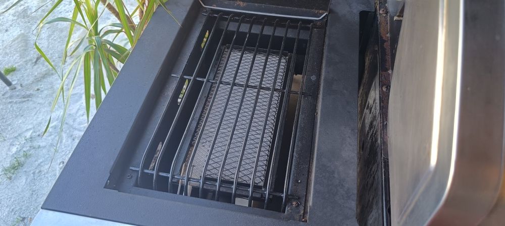Grill gazowy ogrodowy outback meteor 6 palnikow plus podgrzewacz