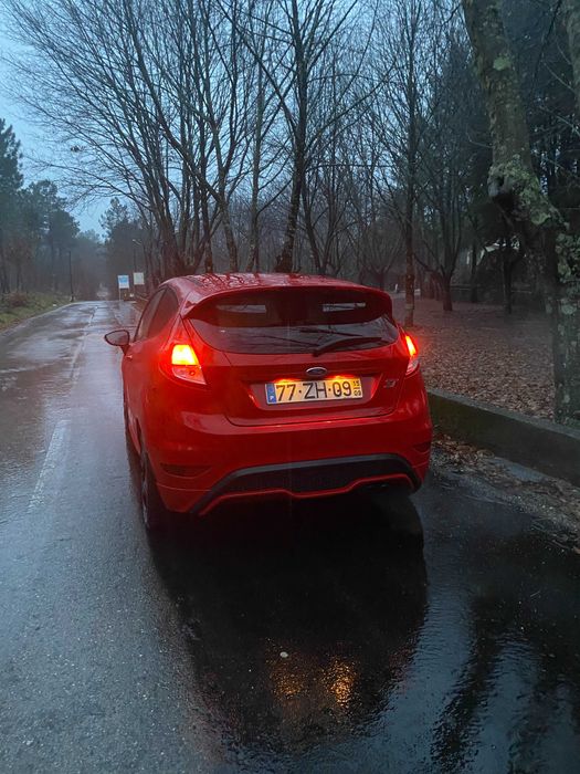 Ford Fiesta ST 1.6 182cv