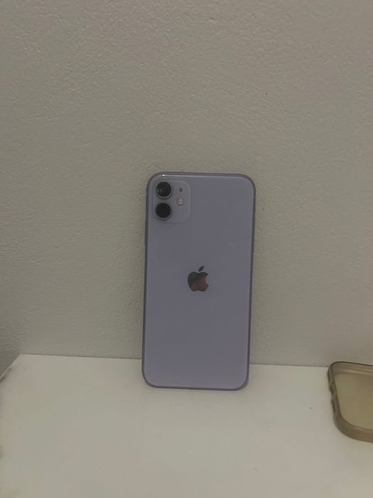 Telefon iPhone 11