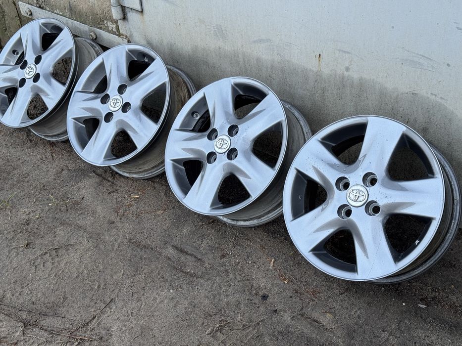 Продам оригінальні диски Тойота 4/100 Р-15