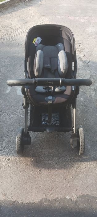 Vendo carrinho de bebé