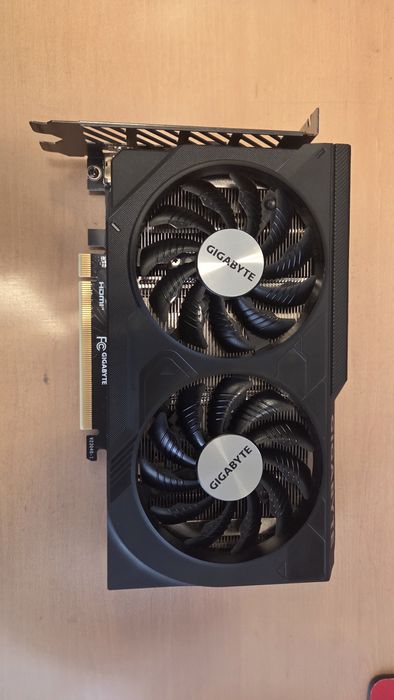 Placa Gráfica Nvidia RTX 4060 Gigabyte 8GB OC