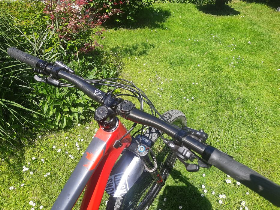 Rocky Mountain Thunderbolt Rower MTB full carbon 27,5” | XT | 140 mm