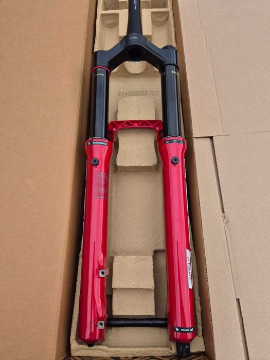 Amortyzator RockShox Zeb Ultimate Rc2 29" 160mm czerwony 44mm offset