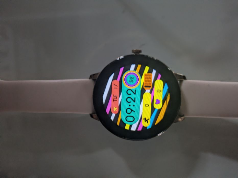 Relógio da one em boas condições