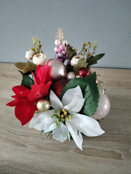 Świąteczny stroik flower box bożonarodzeniowy