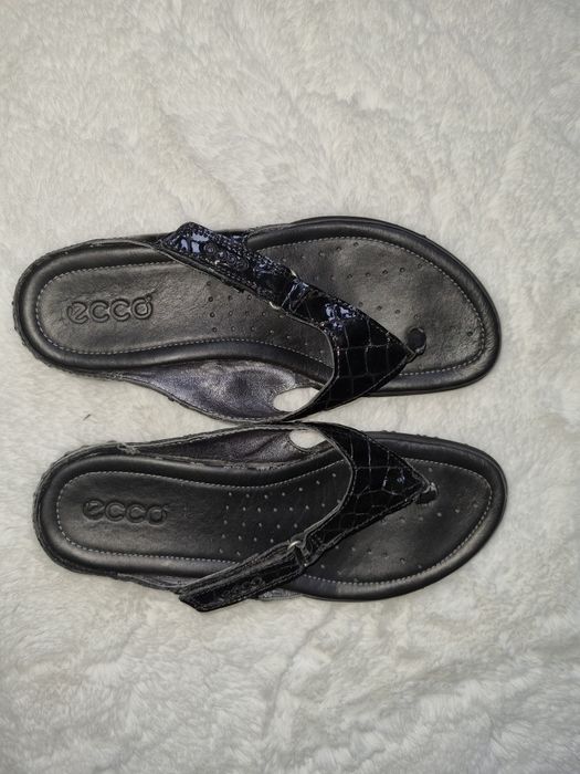 Ecco- japonki skórzane. Rozmiar 36