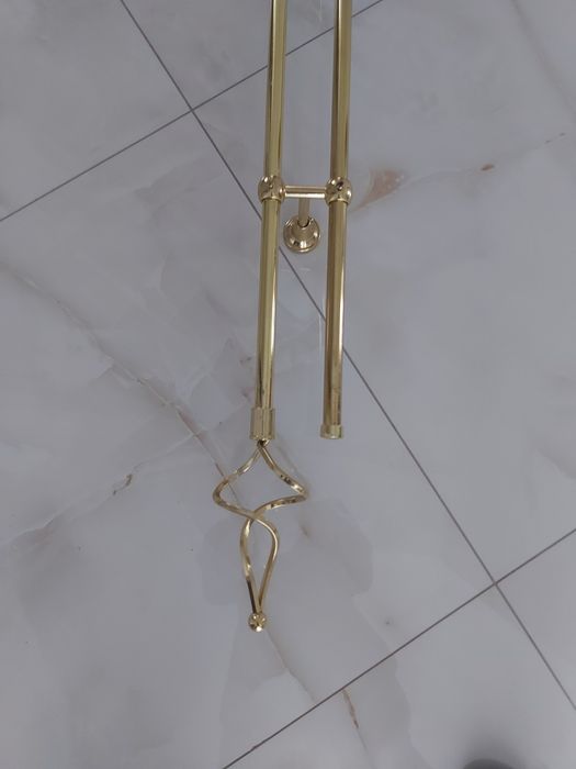 Продам карніз металевий золотий