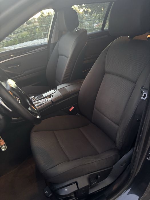 BMW 520d Touring (F11) Auto | Impecável | Revisão de Motor e Caixa Feita
