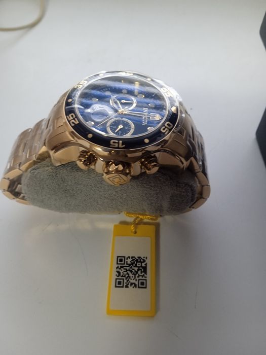 Продам часы наручные