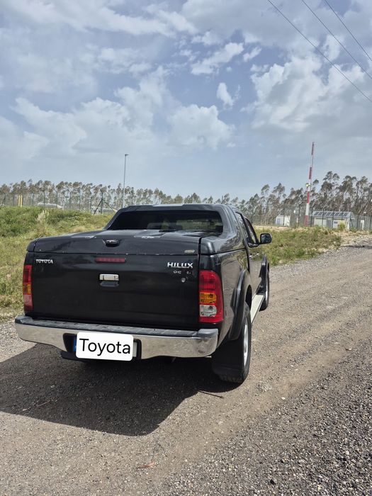 Toyota Hilux 2500