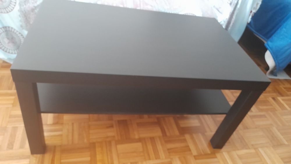 Mesa de sala de apoio