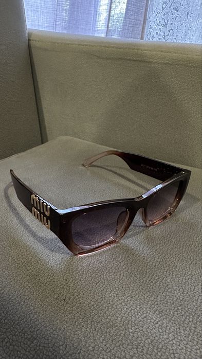 Oculos miu miu para despachar