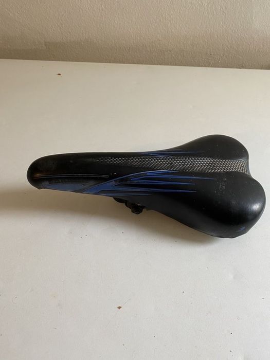 Selim para bicicleta em preto