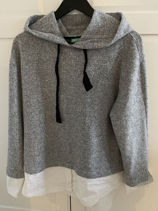 Bluza z kapturem i koszulowymi wstawkami