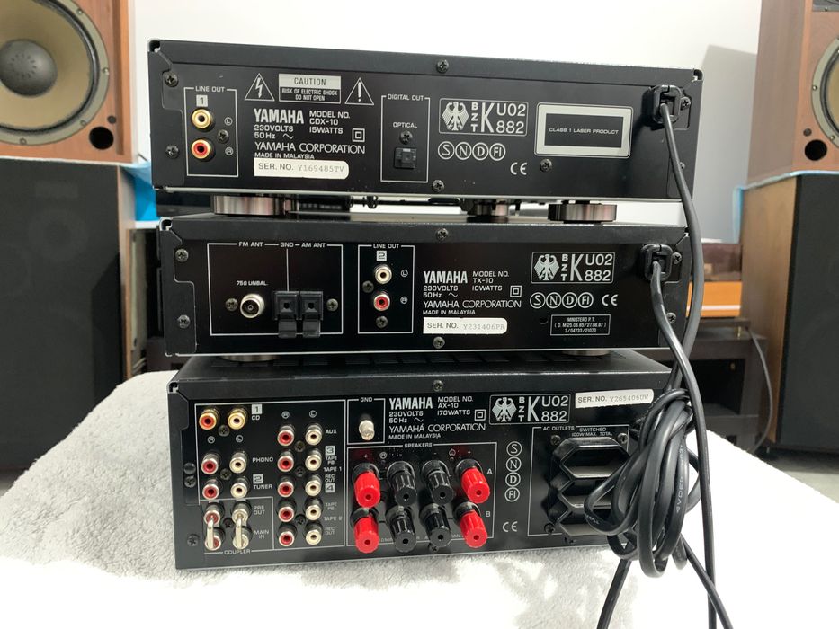 Wzmacniacz Yamaha AX-10, odtwarzacz CDX-10 i tuner TX-10