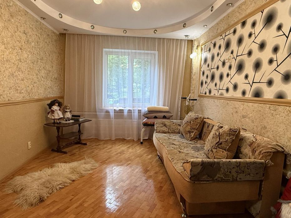 Продаж 3-кімнатної квартири