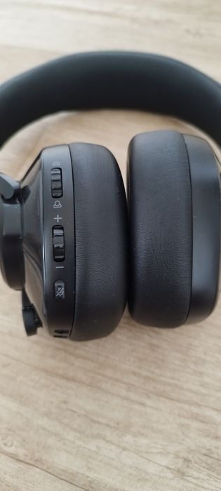 Игровые наушники JBL Quantum