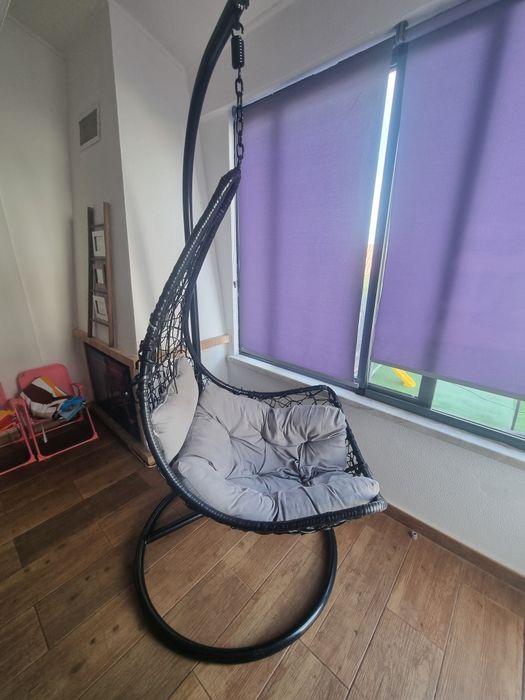 Cadeira baloiço com almofada