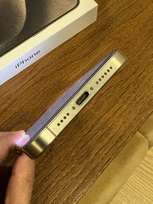 Iphone 15 Pro Max 256GB Original Natural Titanium Excelente estado