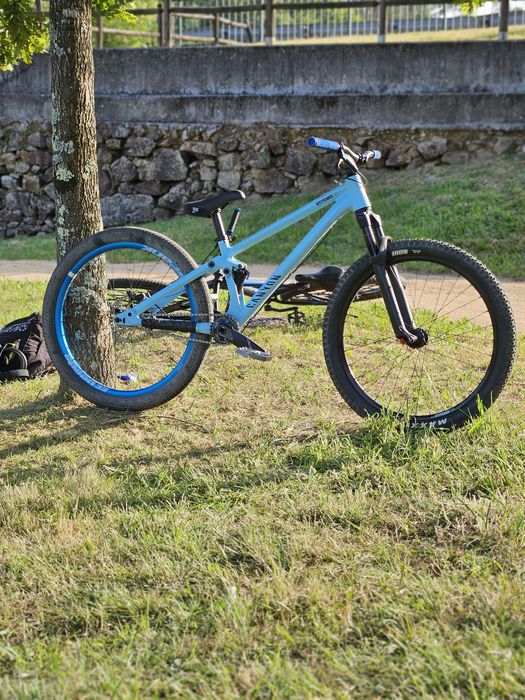 Canyon stitched 720 pro (bike dirt jump)