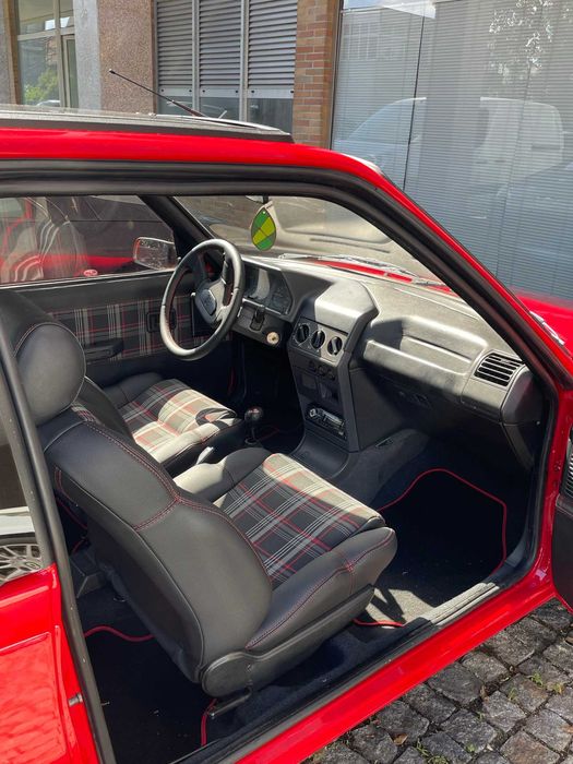 Peugeot 205 XS 1.4 (75cv) - Restaurado | Teto de Abrir | Impecável