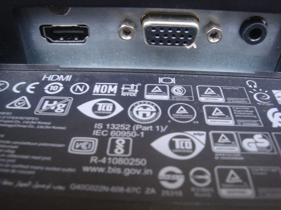 Продам недорого Led монітор для комп'ютера Lenovo A18215FS1 Під ремонт