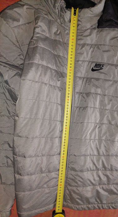 Стильная легкая куртка-ветровка Nike р.56