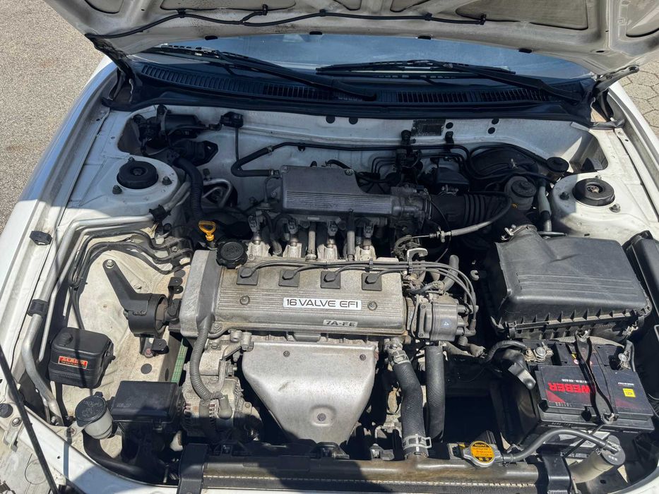 Toyota Celica 1.8 ST (64ATL0)