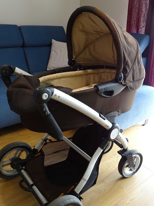 Wózek dziecięcy 2w1 (gondola + spacerówka) + akcesoria