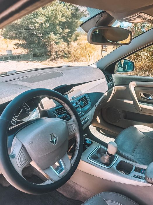Renault Laguna III 2.0 dCi 150cv — 2008