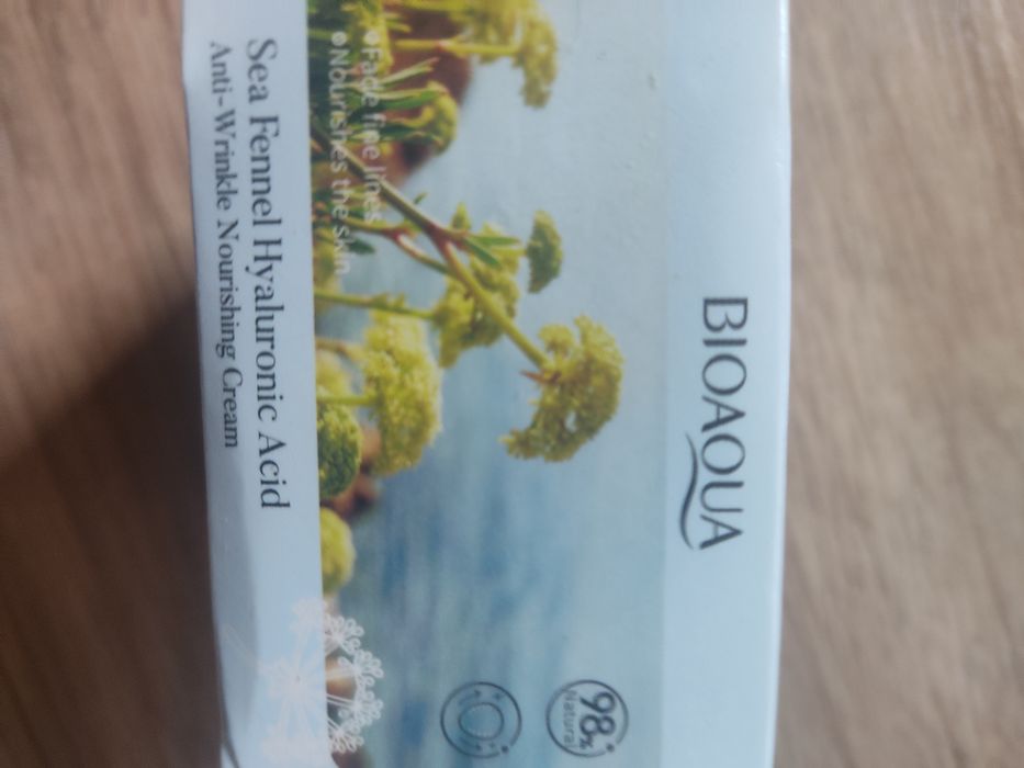 Krem z kwasem hialuronowym