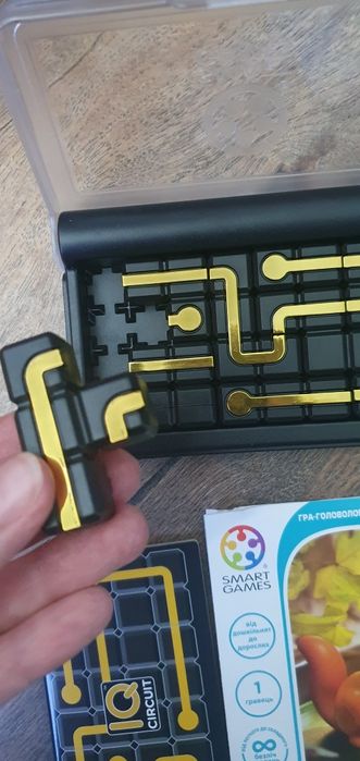 Настільна гра  IQ Схеми (IQ Circuit)
