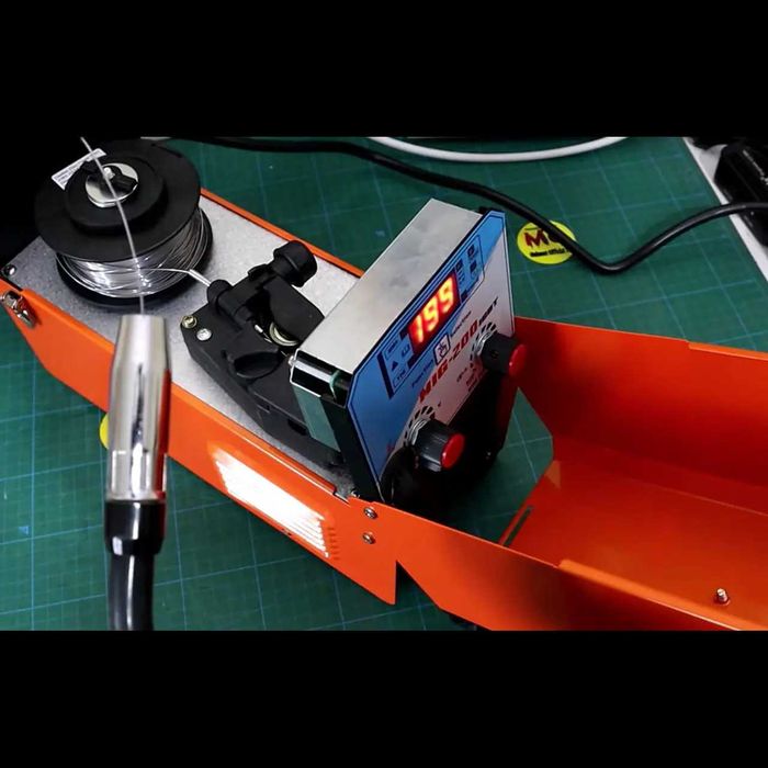 D86- Máquina soldar MIG-200 AC220V ± 10% IGBT MIG MMA TIG sem gás
