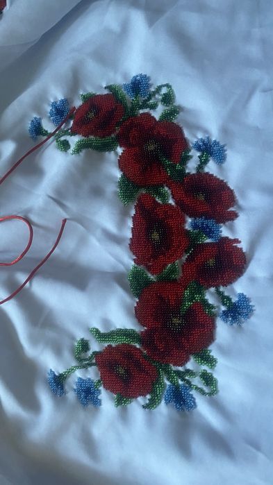 Продам вишиванку ( вишита з бізеру в ручну )