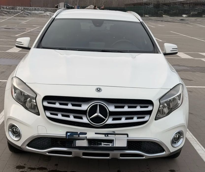 Бампер передний Mercedes Benz X156 GLA- class W156 бампер передній жла 156
