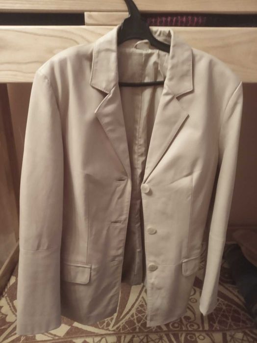 пиджак кожаный женский