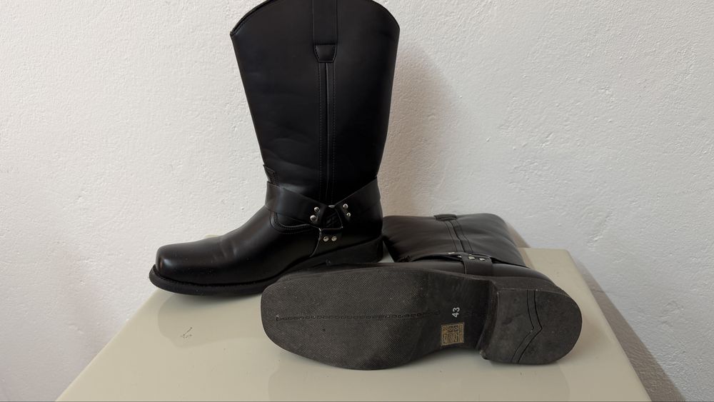 Botas de cowboy pretas