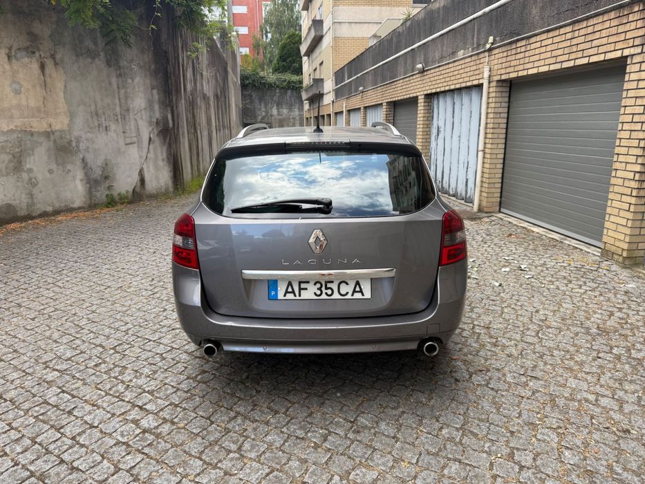 Renault Laguna III 2011
