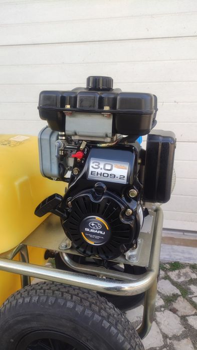 Pulverizador carrinho de mão mão Banza P25 2R