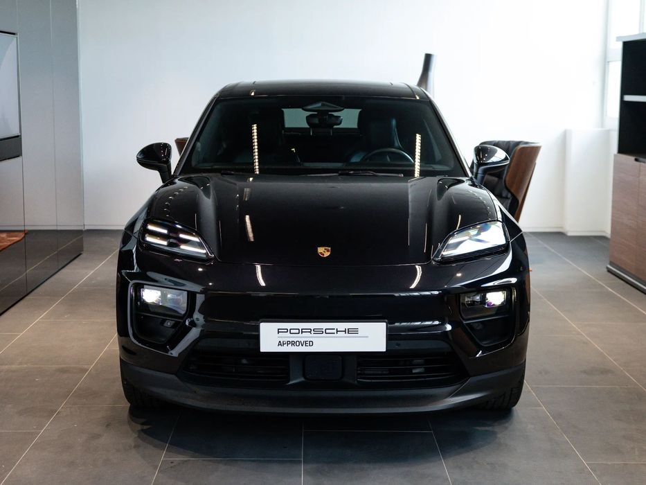Porsche Macan Electric