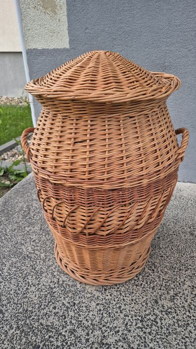 Wiklinowy kosz na pranie