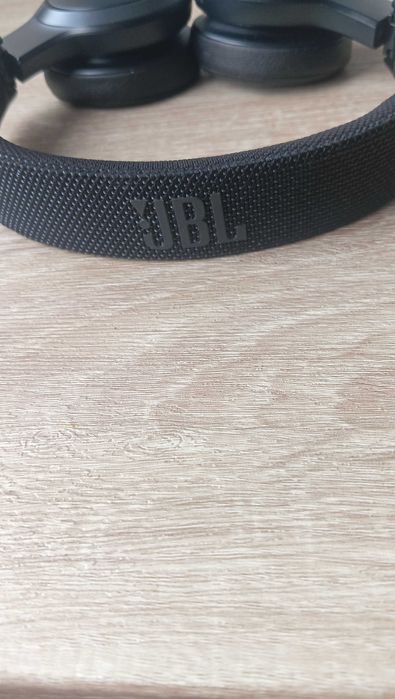 Słuchawki bezprzewodowe JBL Live 460NC