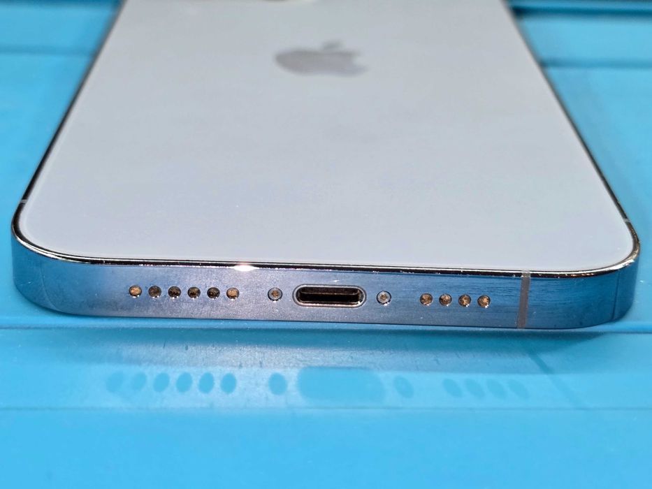 Używany - Apple iPhone 13 Pro Max 128GB Niebieski - GSM Baranowo